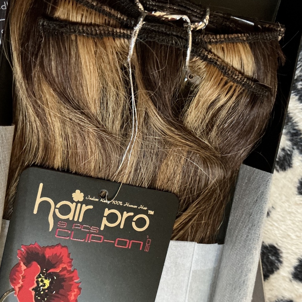 HairPro Clip On 20 Indian Remy 100% Human Hair 9 Pcs 🌵P27/613#